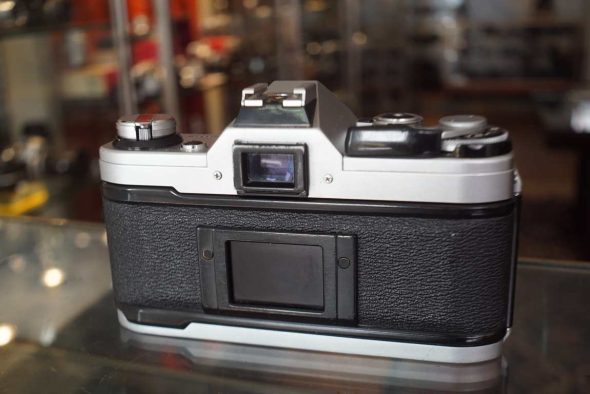 Canon AE-1 + FD 50mm f/1.8 SC kit