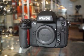 Nikon F100 SLR, boxed