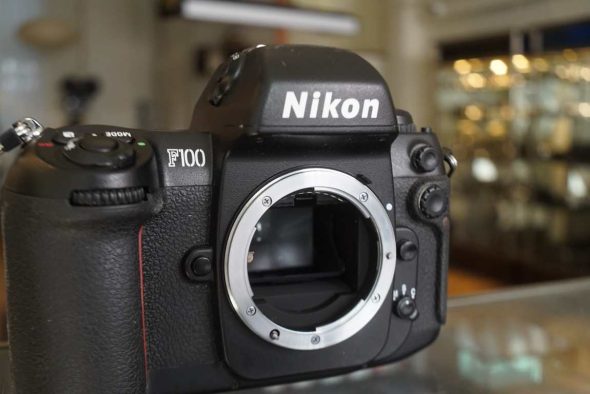Nikon F100 SLR, boxed