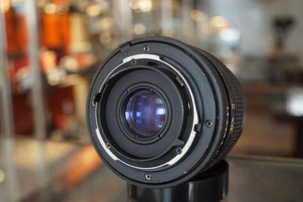 Contax Carl Zeiss Distagon 28mm f/2.8 MMJ