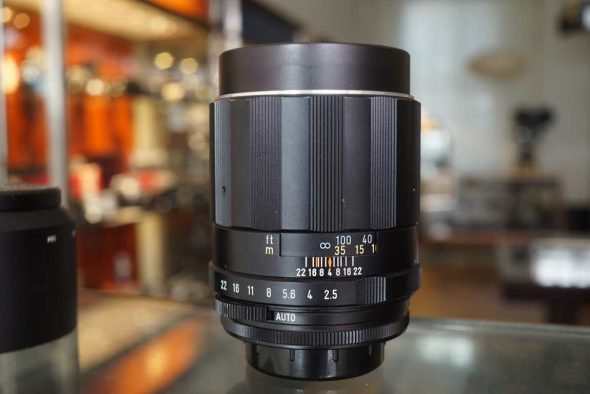 Pentax SMC Takumar 135mm F/2.5 portrait lens, M42 mount