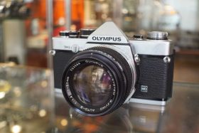 Olympus OM2n + 1.4 / 50 Zuiko kit