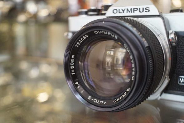 Olympus OM2n + 1.4 / 50 Zuiko kit