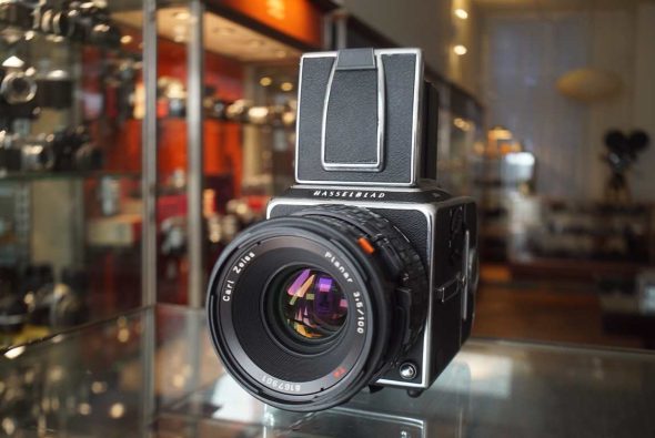 Hasselblad 503CW + Planar 100mm F/3.5 CFi + A12 + Winder CW