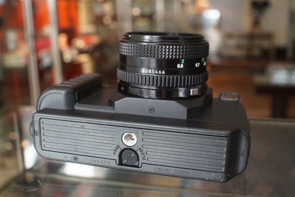 Canon T80 + nFD 50mm f/1.8 kit
