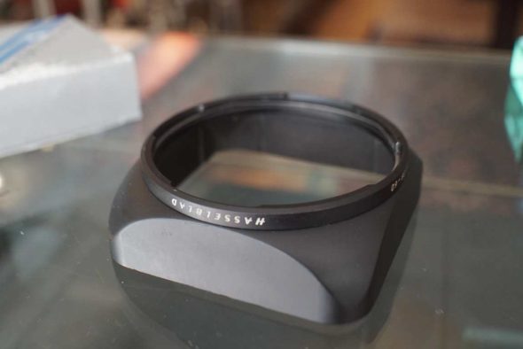 Hasselblad 40668 B60 lens hood for 38-60mm lenses, boxed