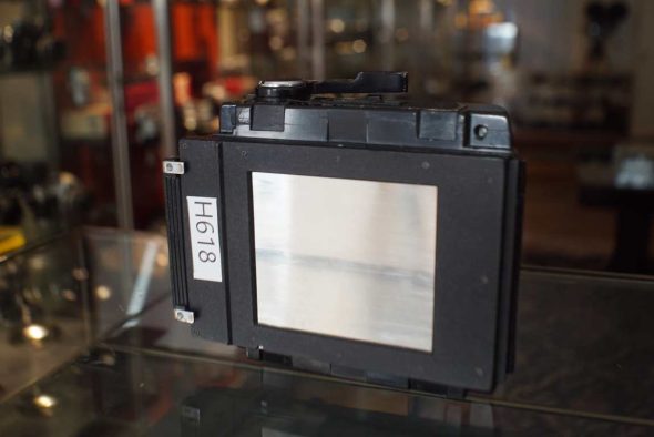 Mamiya RB67 120 film magazine