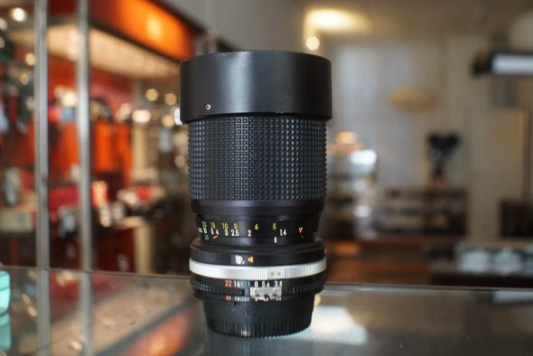 Nikon Zoom-Nikkor 35-105mm F/3.5-4.5 AI-s zoomlens