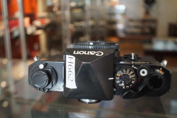 Canon F-1 body OUTLET, no bottom cover