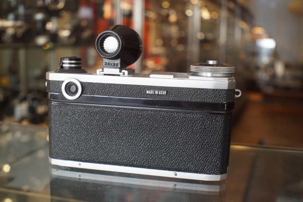 Kiev + Jupiter-12 2.8 / 35mm lens + 3.5cm finder