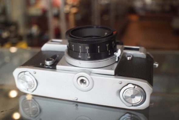 Kiev + Jupiter-12 2.8 / 35mm lens + 3.5cm finder