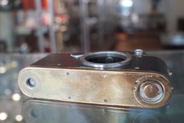 Leica II body converted to IIF